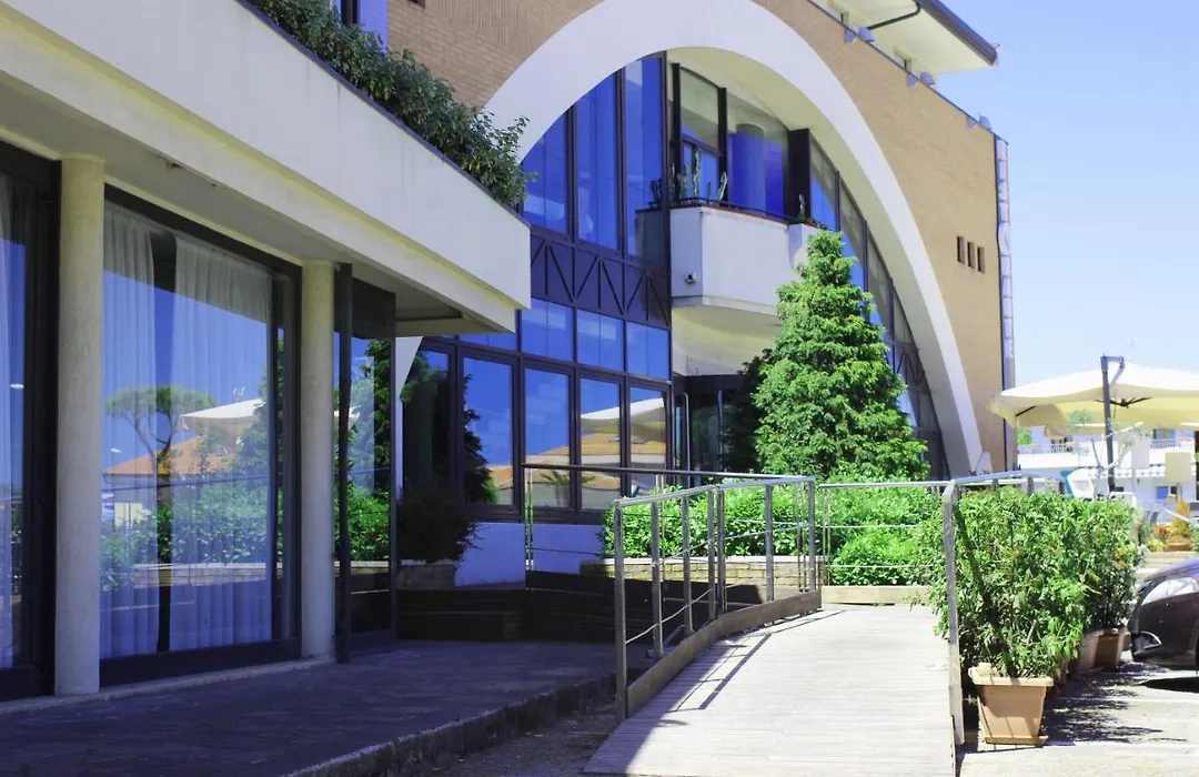 Hotel Ombra-1