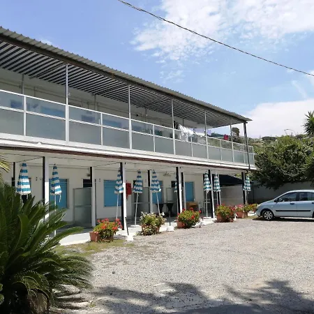 Villaggio Turistico LA VESCA-2