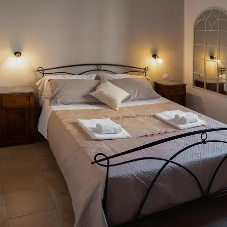 Città Di Castello Rooms-3