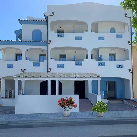 Hotel Made-2
