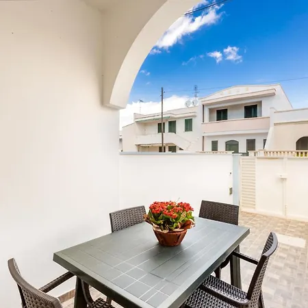 Residence Magic Sea Lido Marini-3