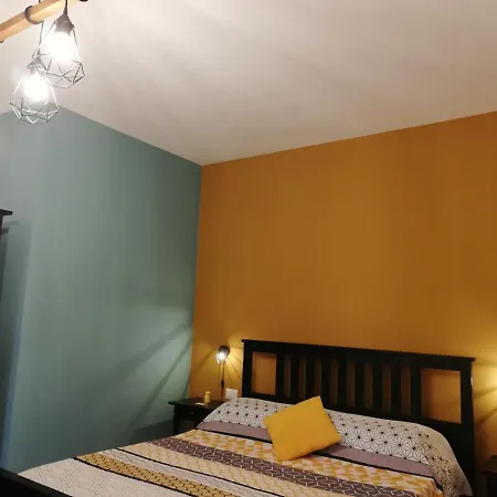 The Yellow House-2