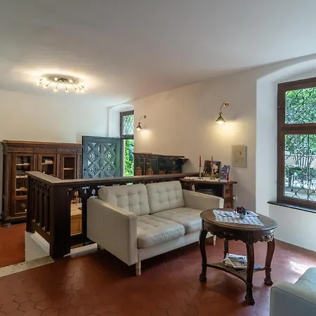 Schloss-Castel Pienzenau - Guestrooms & Apartments - B&B-Hotel & Restaurant-3