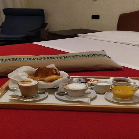 Hotel Croce Di Malta-3