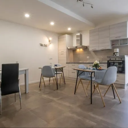 Maisonette Modena Park-3