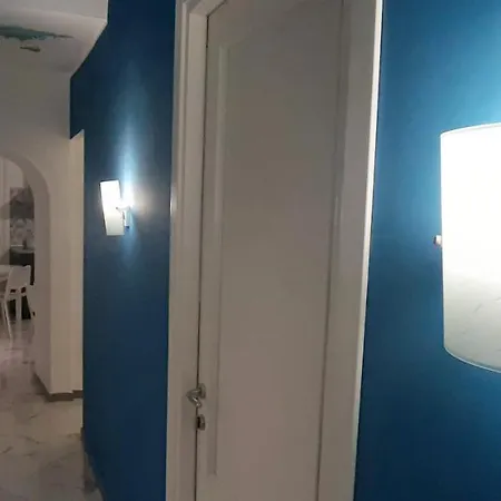 Sophia Boutique Home-2