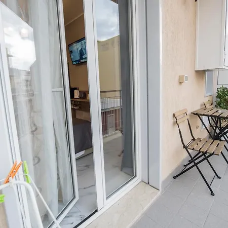 Eolian Port B&B-3
