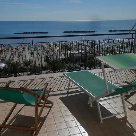 B&B Attico Mare-3