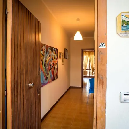 Bed And Breakfast Sapore Di Mare A 50 Mt Dalla Spiaggia-3