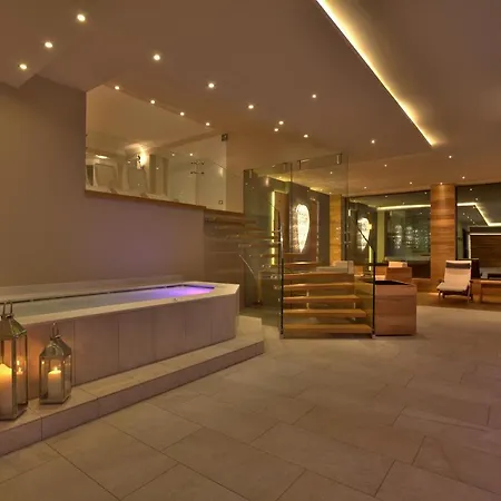 Hotel Aaritz-3