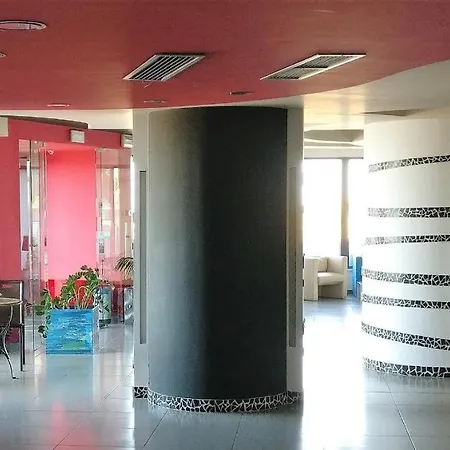 Tus'Hotel-2