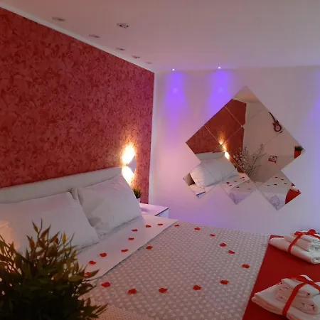 Red House-3