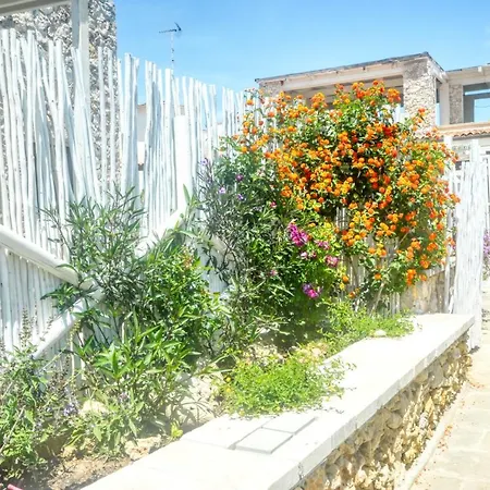 Residence Villa Grotta Monaca-2