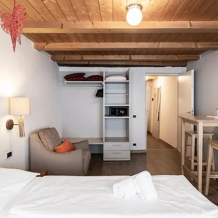 Stay Cooper L Goethe Guesthouse-2