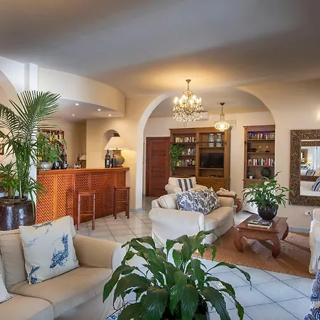Boutique Hotel Su Sergenti-3