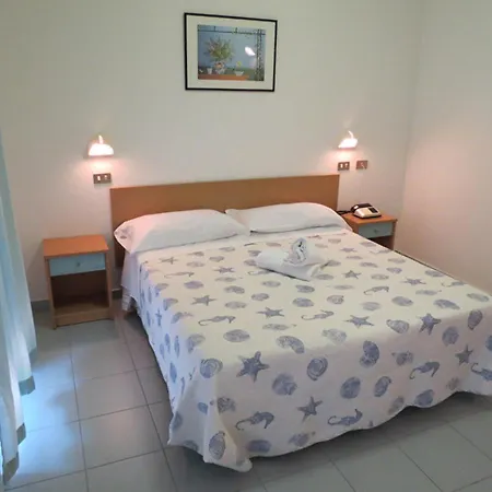 Hotel Gemini-3