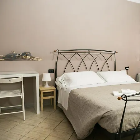 Vernazza2010 Rooms-2