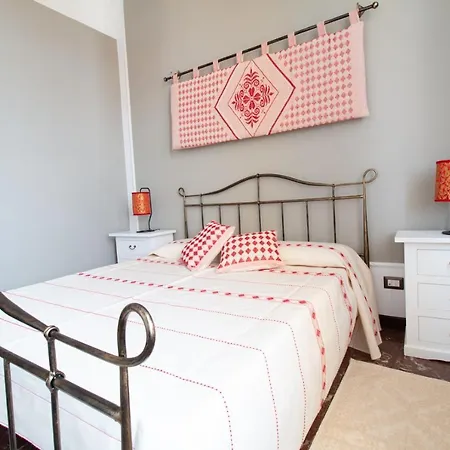 Welcomely - Cocco e Dessi Home-3