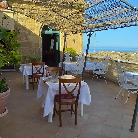 B&B Batara - "La Terrazza Del Centro"-2