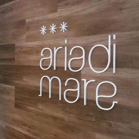Hotel Aria di Mare - Bed&Brunch in centro a Riccione-3