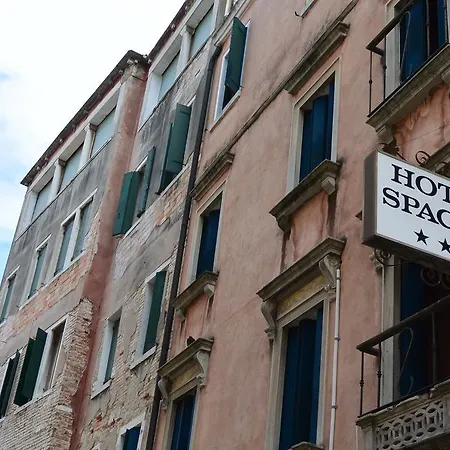 Hotel Spagna-3