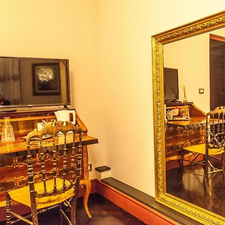 B&B Flairhouse-2