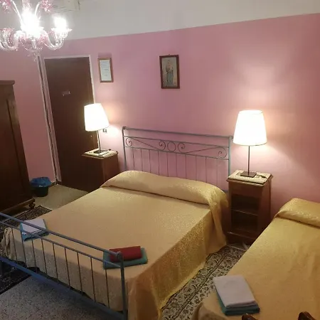 Fiabe Venice Rooms-3