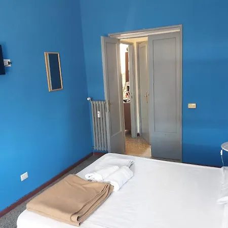 Art In Accommodation-3