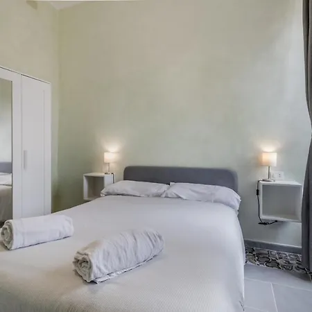 Roma House Piramide-3