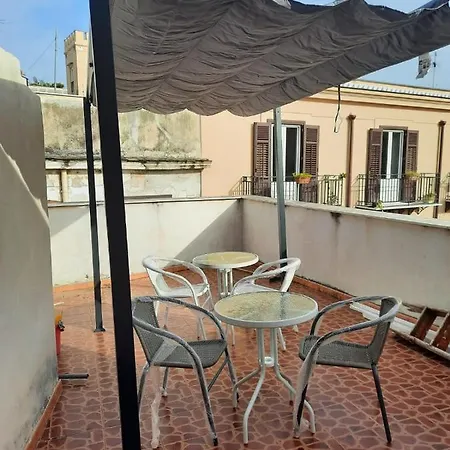 La Terrazza Sul Vicolo-2