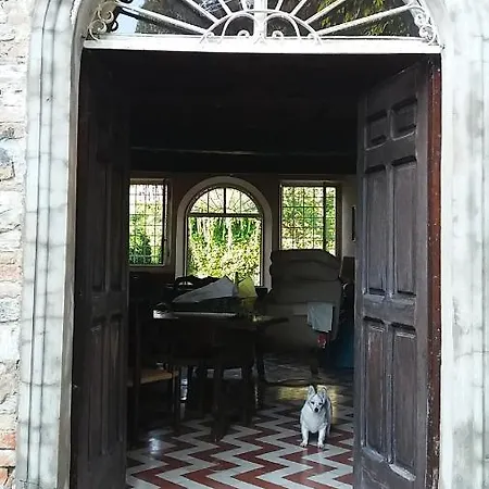 Relaxing Retreat In Rural Italy B&;B-3