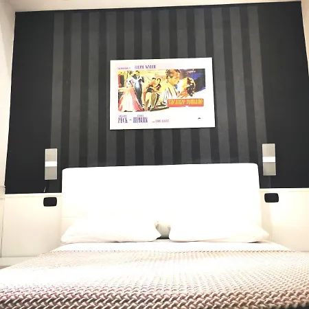 Cinema House 2-3