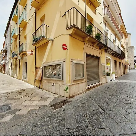 Casa Ludo - Fondi Vertice Rooms-3