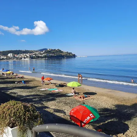 B & Beach-3
