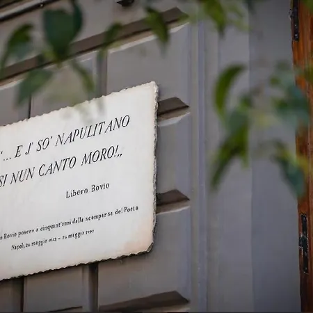 Downtown Napoli B&B - E Si Nun Canto Moro-3