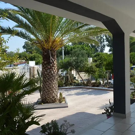 B&B Poseidon-3