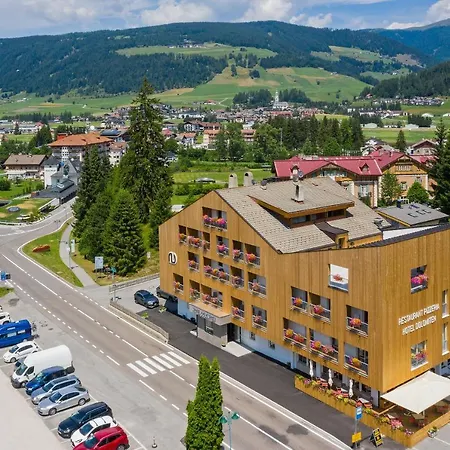 Hotel Dolomiten-3