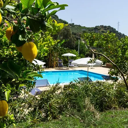 Residence Villa Mare Taormina-3