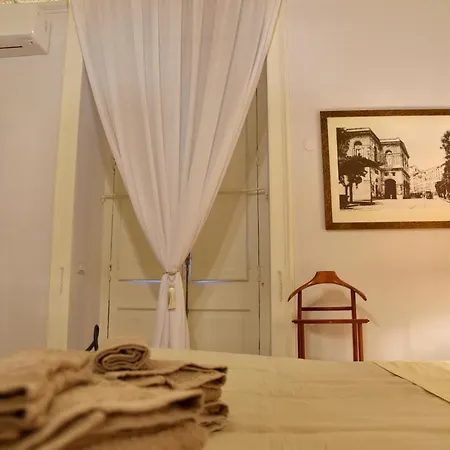 Ripa Garden Room And Suite-2