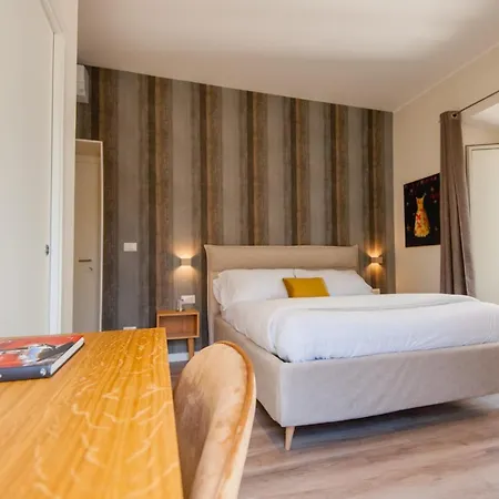 Design 18 Charming Rooms-2