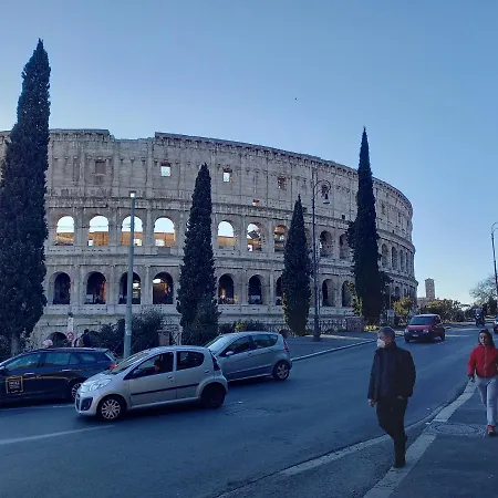 Colosseo Con Il Cuore Club-3