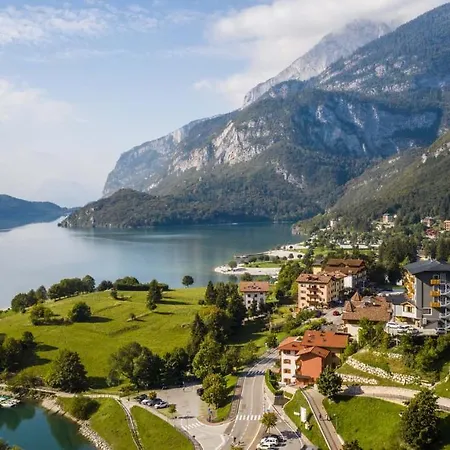 Ariston Lake View Hotel-2