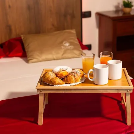 Pompei Luxury Rooms-2