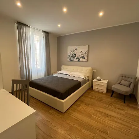 Levante Central Rooms-2