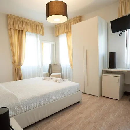 Hotel Sirena-2