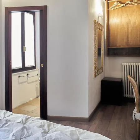 Palazzo Del Magnifico B&B-3