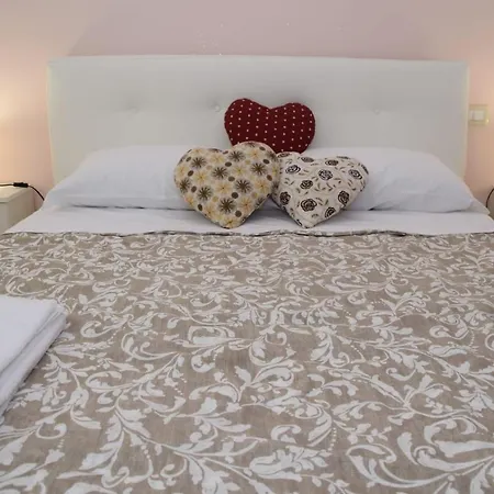 B&B Sweet Suite Dreams-3