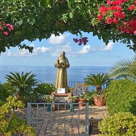 Luxury Suites Joy in Cefalù-3