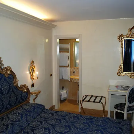 Hotel Vecellio Venice On The Lagoon-2
