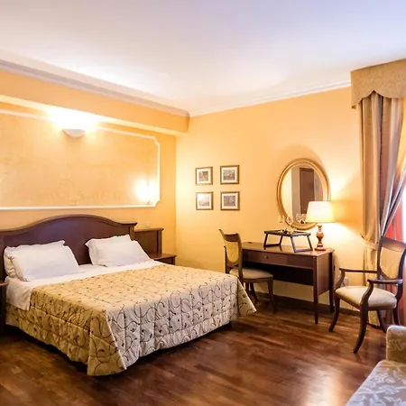 Grand Hotel Italia-3